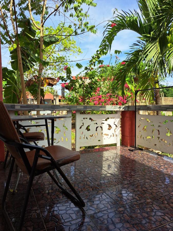 Jean Studio Apartment Panglao-stad Buitenkant foto